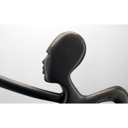 Sculpture moderne d'intérieur statue de femme musicienne en acier